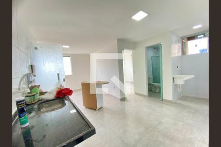 Casa para alugar com 38m², 1 quarto e sem vaga Casa para alugar com 38m², 1 quarto e sem vagaCozinha e Área de Serviço