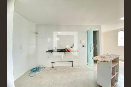 Casa para alugar com 38m², 1 quarto e sem vaga Casa para alugar com 38m², 1 quarto e sem vagaCozinha e Área de Serviço