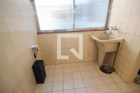 Apartamento à venda com 77m², 2 quartos e sem vagaÁrea de Serviço