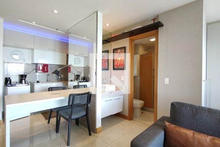 Sala de apartamento para alugar com 1 quarto, 37m² em Jacarepaguá, Rio de Janeiro