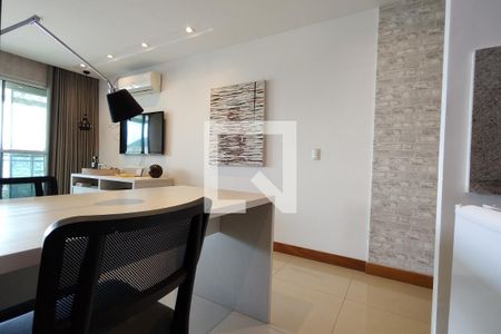 Apartamento para alugar com 37m², 1 quarto e 1 vagaCozinha - Armários