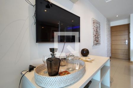 Sala de apartamento para alugar com 1 quarto, 37m² em Jacarepaguá, Rio de Janeiro