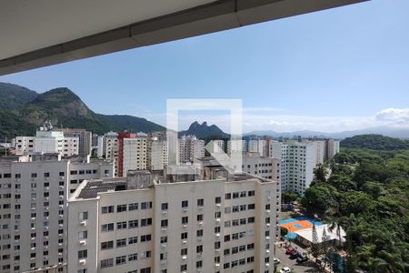 Apartamento para alugar com 37m², 1 quarto e 1 vagaVista Varanda Sala