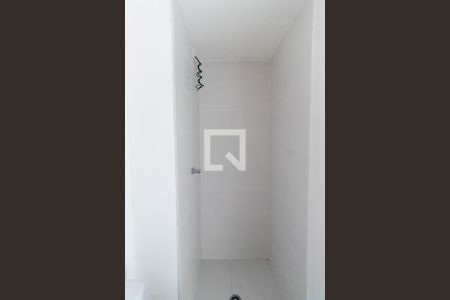 Apartamento à venda com 33m², 2 quartos e sem vagaBanheiro
