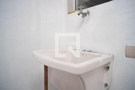 Área de Serviço de casa de condomínio para alugar com 2 quartos, 60m² em Vila Ré, São Paulo