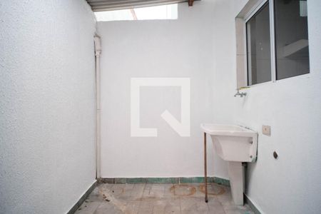 Casa de condomínio para alugar com 60m², 2 quartos e 1 vaga Casa de condomínio para alugar com 60m², 2 quartos e 1 vagaÁrea de Serviço