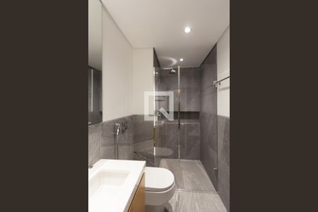 Apartamento à venda com 186m², 3 quartos e 3 vagasBanheiro da Suíte 2