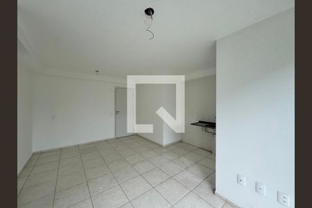 Sala de apartamento à venda com 2 quartos, 66m² em Barra Olímpica, Rio de Janeiro