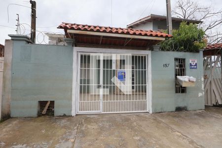 Casa para alugar com 120m², 2 quartos e 1 vagaFachada