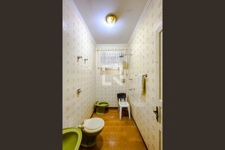 Casa à venda com 138m², 2 quartos e 1 vagaBanheiro