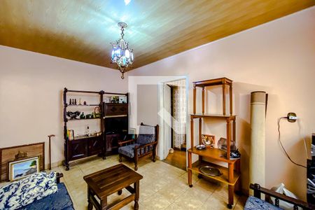 Casa à venda com 138m², 2 quartos e 1 vagaSala