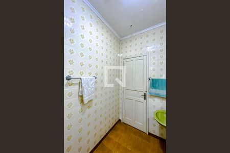 Casa à venda com 138m², 2 quartos e 1 vagaBanheiro