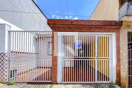 Casa à venda com 138m², 2 quartos e 1 vagaFachada