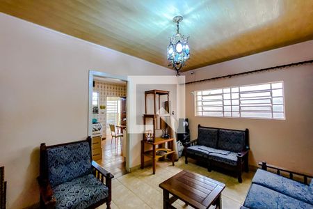 Casa à venda com 138m², 2 quartos e 1 vagaSala