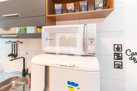 Apartamento para alugar com 31m², 1 quarto e sem vaga Apartamento para alugar com 31m², 1 quarto e sem vagaCozinha - Armários