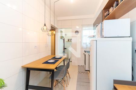 Apartamento para alugar com 31m², 1 quarto e sem vaga Apartamento para alugar com 31m², 1 quarto e sem vagaCozinha - Armários