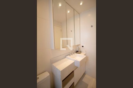 Apartamento para alugar com 89m², 2 quartos e 2 vagas Apartamento para alugar com 89m², 2 quartos e 2 vagasBanheiro da Suíte