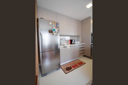 Apartamento para alugar com 89m², 2 quartos e 2 vagas Apartamento para alugar com 89m², 2 quartos e 2 vagasCozinha