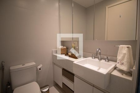 Apartamento para alugar com 89m², 2 quartos e 2 vagas Apartamento para alugar com 89m², 2 quartos e 2 vagasBanheiro