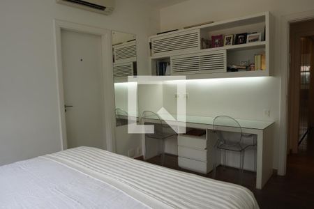 Apartamento à venda com 300m², 6 quartos e 4 vagasSuite 2 