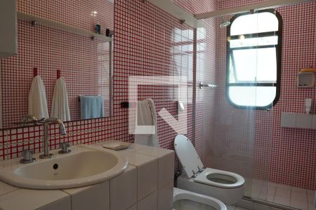 Apartamento à venda com 300m², 6 quartos e 4 vagasBanheiro