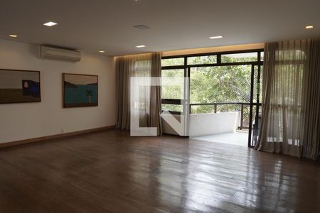 Apartamento à venda com 300m², 6 quartos e 4 vagasSala