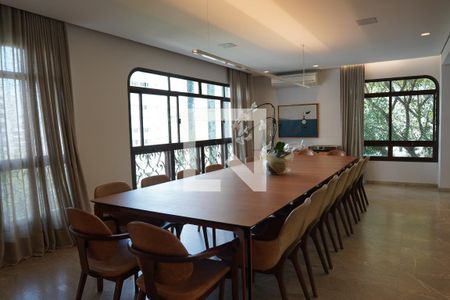 Apartamento à venda com 300m², 6 quartos e 4 vagasSala de Jantar