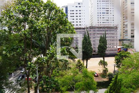 Apartamento à venda com 300m², 6 quartos e 4 vagasVaranda