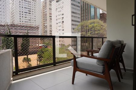 Apartamento à venda com 300m², 6 quartos e 4 vagasVaranda