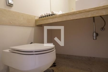 Apartamento à venda com 300m², 6 quartos e 4 vagasLavabo