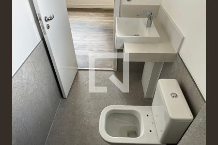 Apartamento à venda com 78m², 2 quartos e 1 vagaBanheiro da Suíte 1