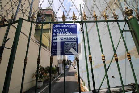Casa à venda com 170m², 4 quartos e 2 vagasPlaca