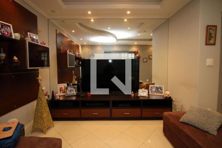 Casa à venda com 170m², 4 quartos e 2 vagasSala de TV