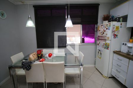 Casa à venda com 170m², 4 quartos e 2 vagasCozinha 2