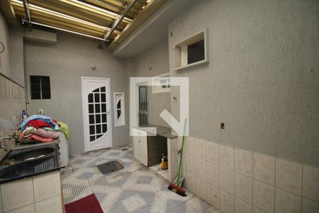 Casa à venda com 170m², 4 quartos e 2 vagasÁrea de Serviço