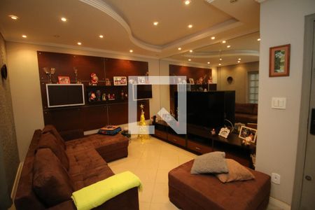 Casa à venda com 170m², 4 quartos e 2 vagasSala de TV