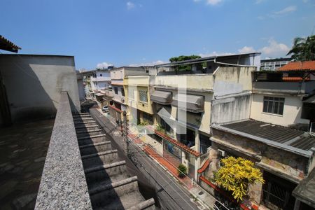 Casa à venda com 170m², 4 quartos e 2 vagasTerraço