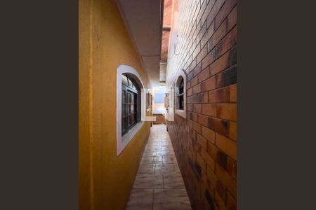 Casa para alugar com 285m², 3 quartos e 3 vagas Casa para alugar com 285m², 3 quartos e 3 vagasCorredor