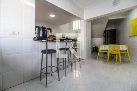 Casa de condomínio à venda com 258m², 4 quartos e 6 vagasCozinha