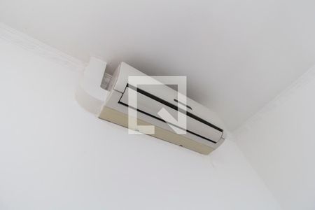 Casa de condomínio à venda com 258m², 4 quartos e 6 vagasDetalhe