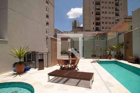 Studio para alugar com 26m², 1 quarto e sem vaga Studio para alugar com 26m², 1 quarto e sem vagaÁrea comum - Piscina