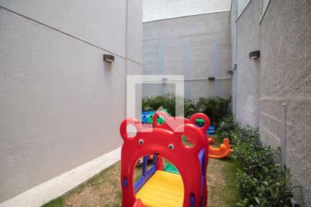 Studio para alugar com 26m², 1 quarto e sem vaga Studio para alugar com 26m², 1 quarto e sem vagaÁrea comum - Playground