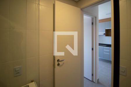 Banheiro de kitnet/studio para alugar com 1 quarto, 26m² em Tucuruvi, São Paulo