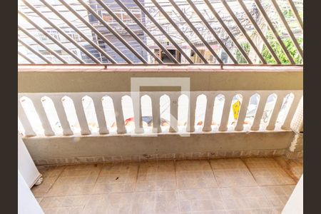 Casa à venda com 115m², 2 quartos e sem vagaQuarto - Varanda