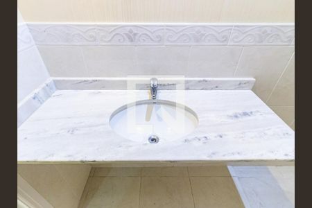 Casa à venda com 115m², 2 quartos e sem vagaBanheiro