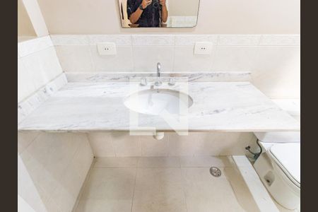 Casa à venda com 115m², 2 quartos e sem vagaBanheiro da Suíte