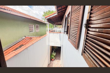 Casa à venda com 180m², 4 quartos e 2 vagas Casa à venda com 180m², 4 quartos e 2 vagasQuarto 3