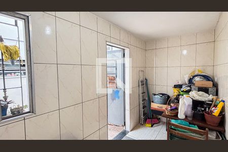 Casa à venda com 180m², 4 quartos e 2 vagas Casa à venda com 180m², 4 quartos e 2 vagasÁrea de Serviço