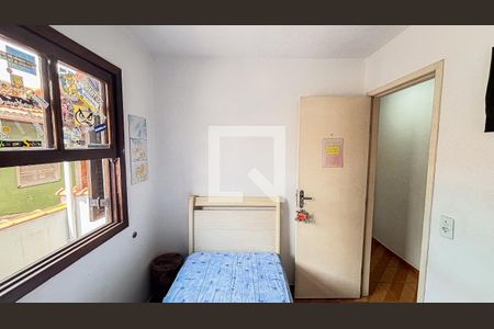 Casa à venda com 180m², 4 quartos e 2 vagas Casa à venda com 180m², 4 quartos e 2 vagasQuarto 2