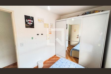 Casa à venda com 180m², 4 quartos e 2 vagas Casa à venda com 180m², 4 quartos e 2 vagasQuarto 2